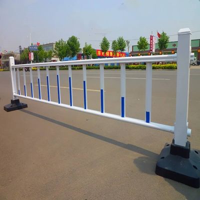 筑牢城市安全防線 市政護欄、道路隔離柵與交通防撞護欄的防腐材料解析